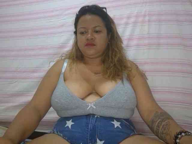 Baby-Blone webcam