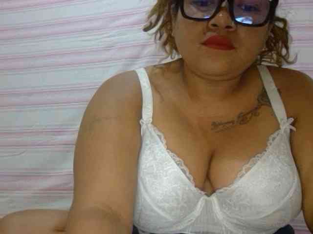 Baby-Blone webcam