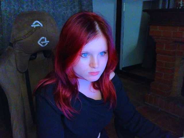 Fox-Cute live cam on BongaCams
