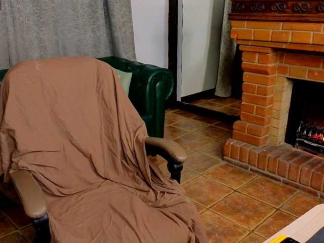 Fox-Cute, en directo ahora en BongaCams