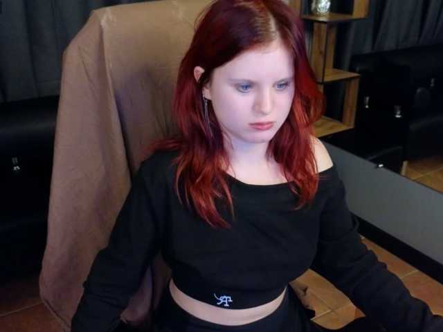 Fox-Cute live cam on BongaCams