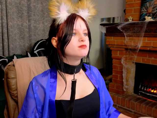 Fox-Cute live cam on BongaCams