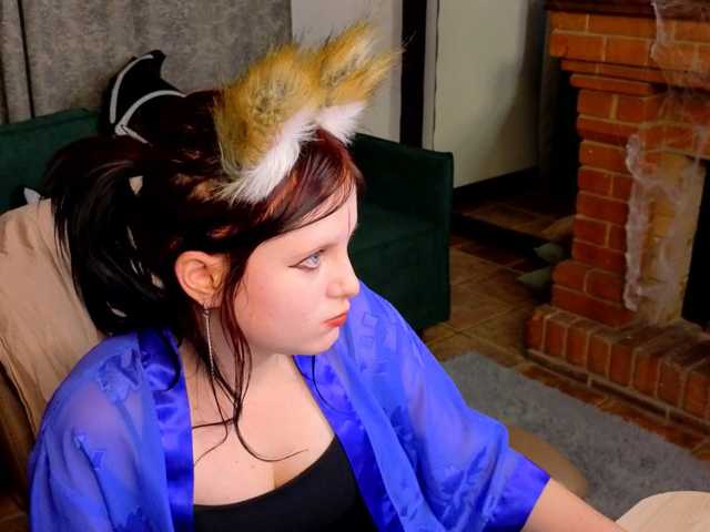 Fox-Cute live cam on BongaCams