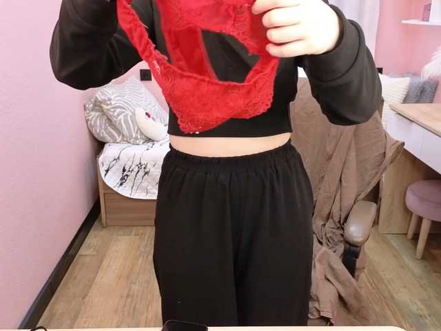 Fox-Cute live cam on BongaCams