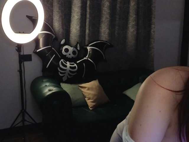 Fox-Cute live cam on BongaCams