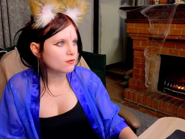 Fox-Cute live cam on BongaCams