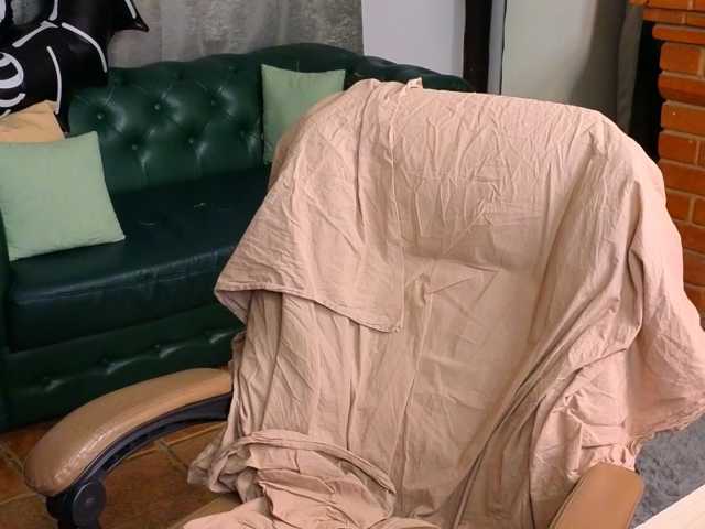 Fox-Cute live cam on BongaCams