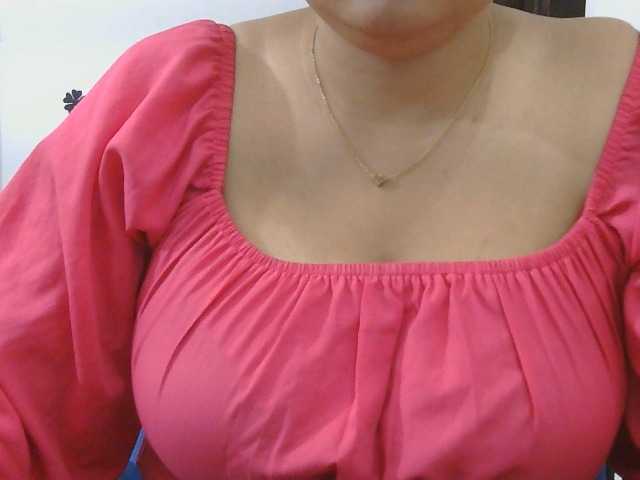 Funwithjass11 live cam on BongaCams