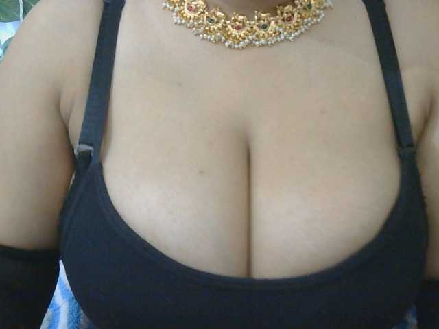 Funwithjass11, live now on BongaCams