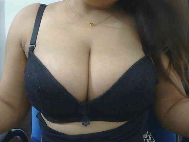 Funwithjass11 webcam