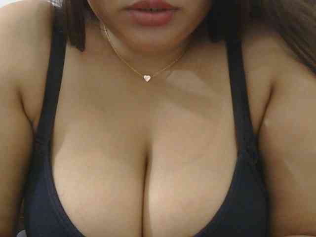 Funwithjass11 webcam