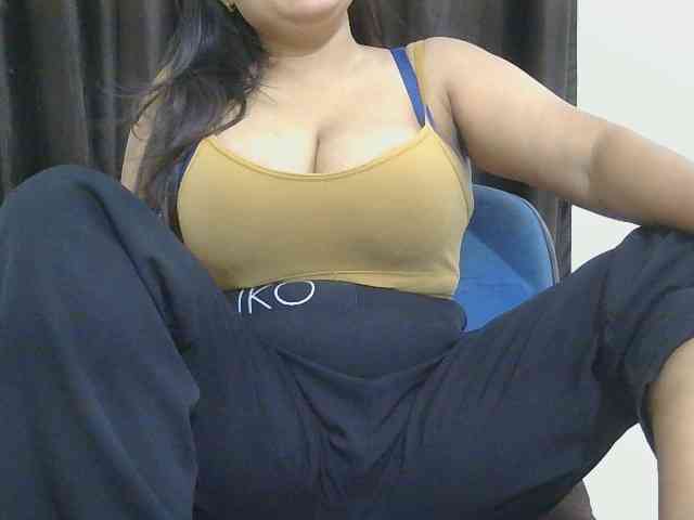 Funwithjass11 webcam