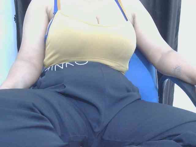 Funwithjass11 webcam