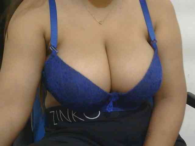 Funwithjass11 webcam