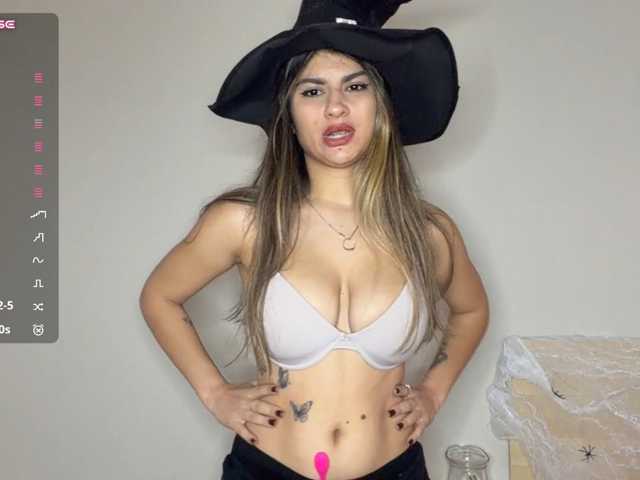 RoxanaPiccinini live cam on BongaCams