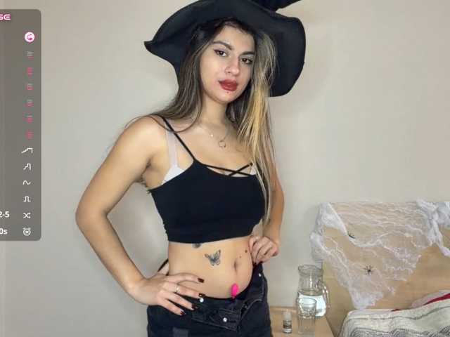RoxanaPiccinini live cam on BongaCams