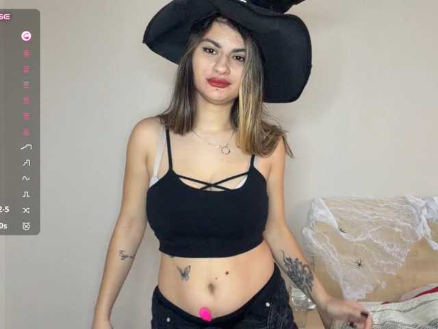 RoxanaPiccinini live cam on BongaCams