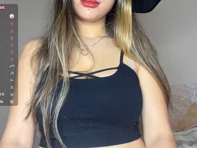 RoxanaPiccinini live cam on BongaCams