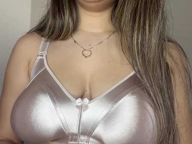 RoxanaPiccinini live cam on BongaCams