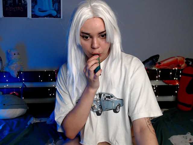 kotik-meov1 live cam on BongaCams
