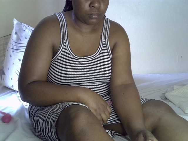 Cutesy09- live cam on BongaCams