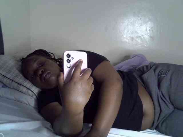 Cutesy09- webcam