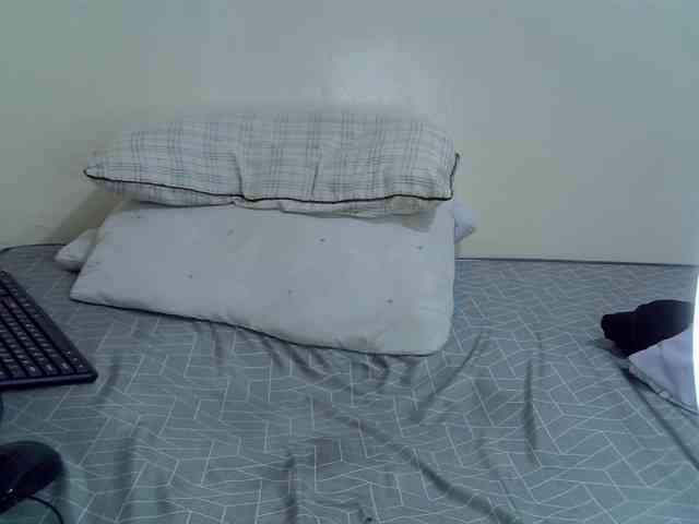 Cutesy09- webcam