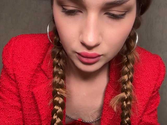 TiffanyPerry, en directo ahora en BongaCams