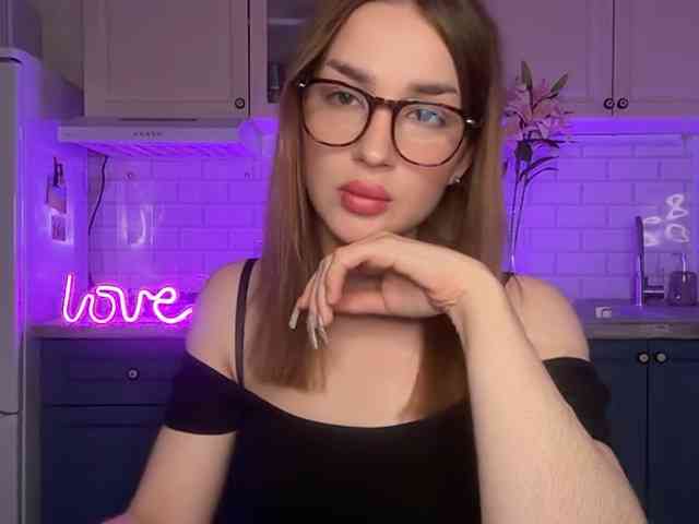 PerryTiffany_ webcam