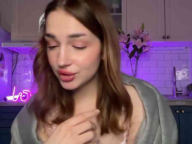 PerryTiffany_ webcam