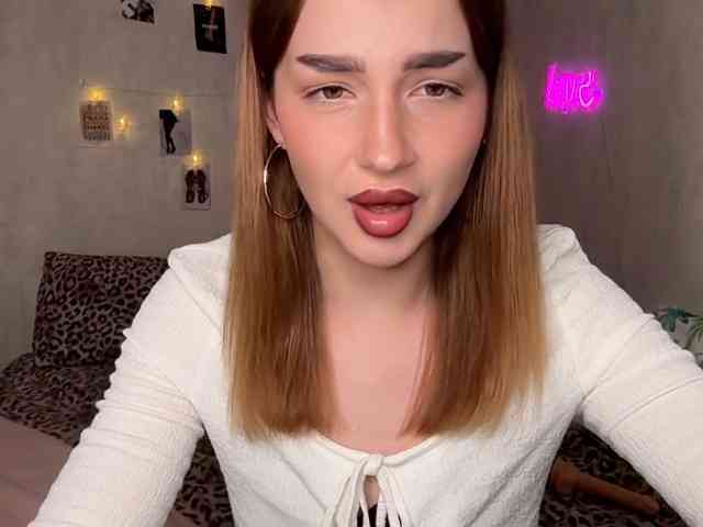 PerryTiffany_ webcam