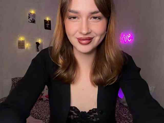 PerryTiffany_ webcam