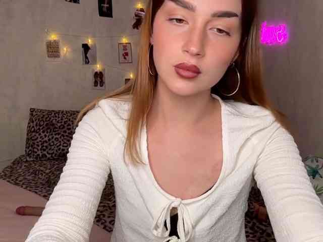 PerryTiffany_ webcam