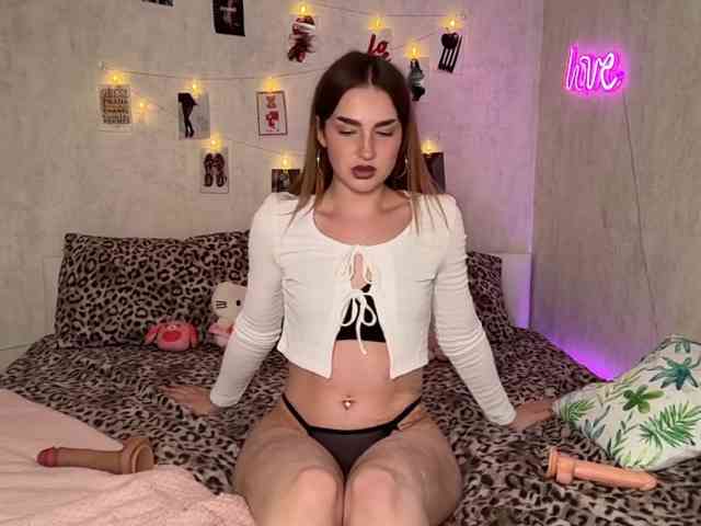 PerryTiffany_ webcam