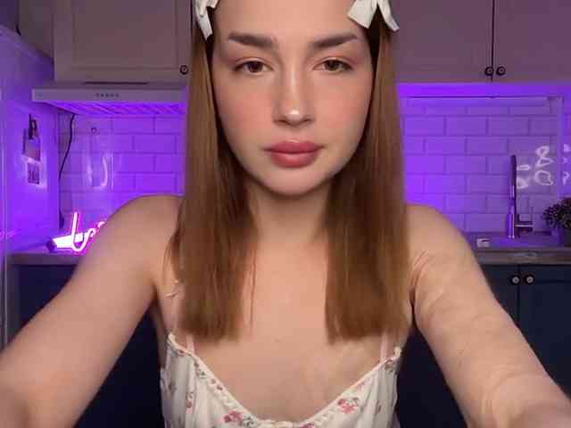 PerryTiffany_ webcam