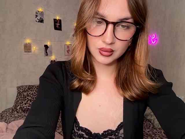 PerryTiffany_ webcam