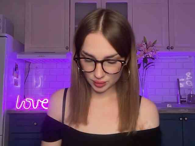 PerryTiffany_ webcam
