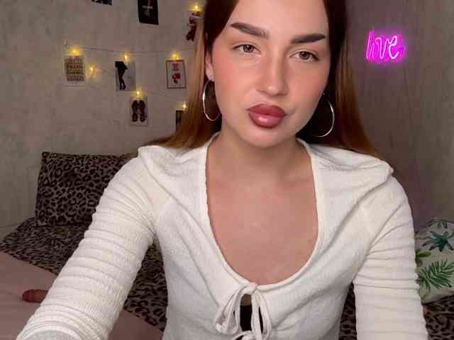PerryTiffany_ webcam