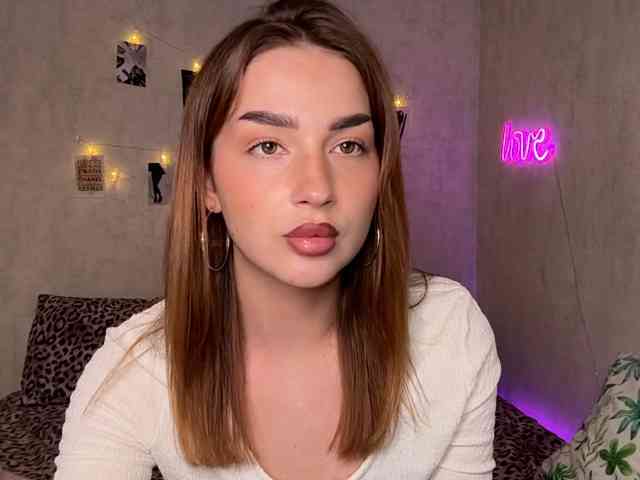 PerryTiffany_ webcam