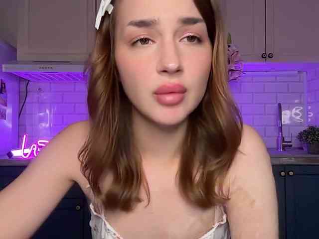 PerryTiffany_ webcam