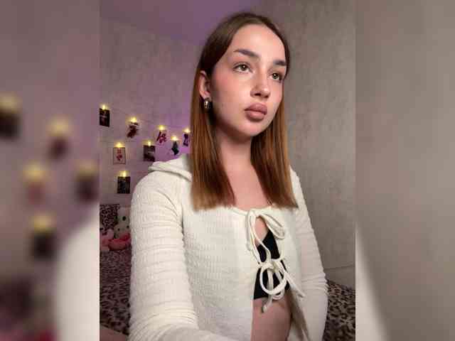 PerryTiffany_ webcam