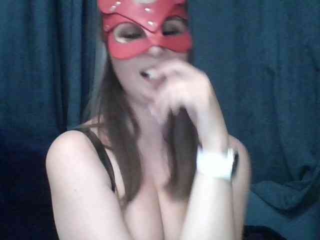 NikkiLanny webcam