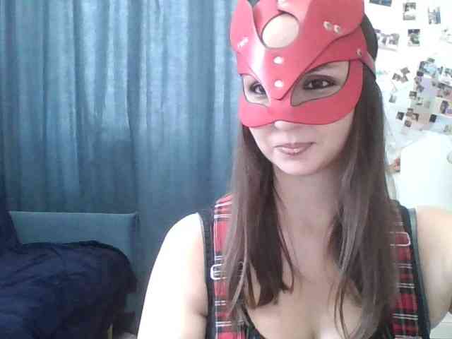 NikkiLanny webcam