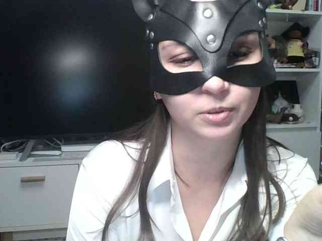 NikkiLanny webcam