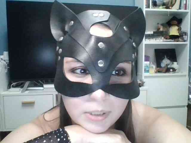 NikkiLanny webcam