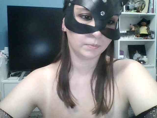 NikkiLanny webcam