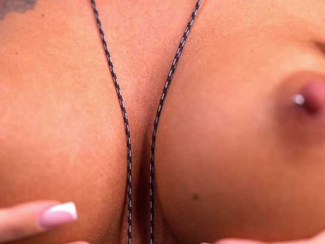 DariaAmaris