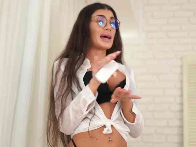 DariaAmaris