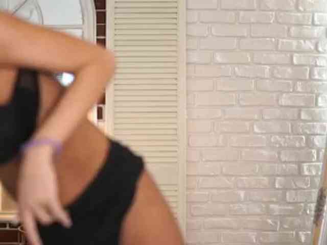 dariaamaris's live room