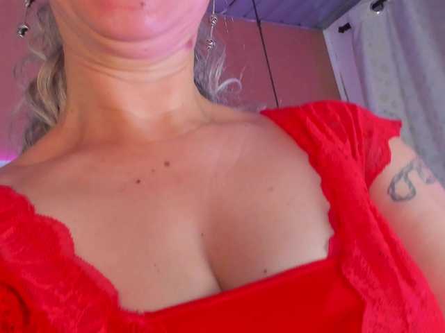 DitaVonteese live cam preview